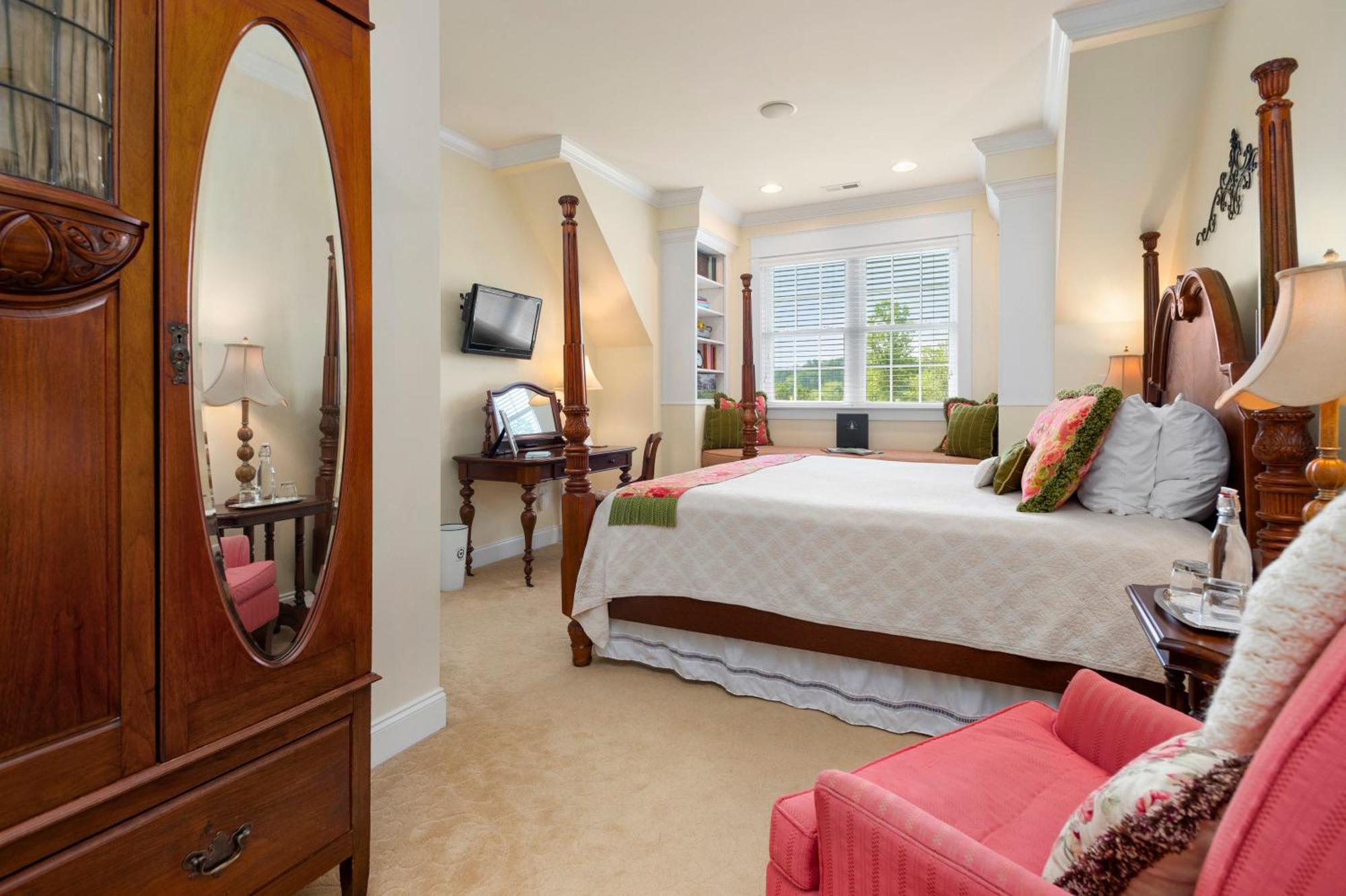 Bed & Breakfast On Tiffany Hill Mills River Номер фото