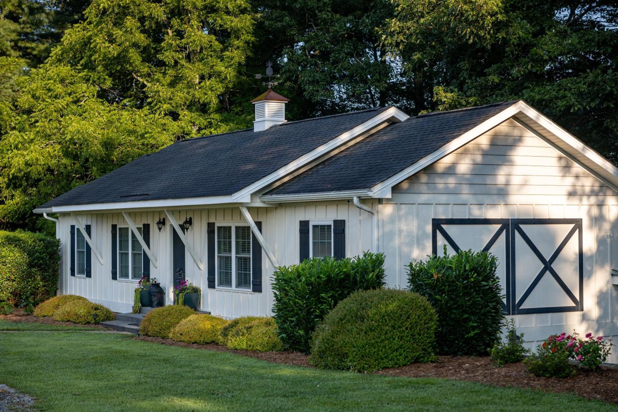 Bed & Breakfast On Tiffany Hill Mills River Экстерьер фото