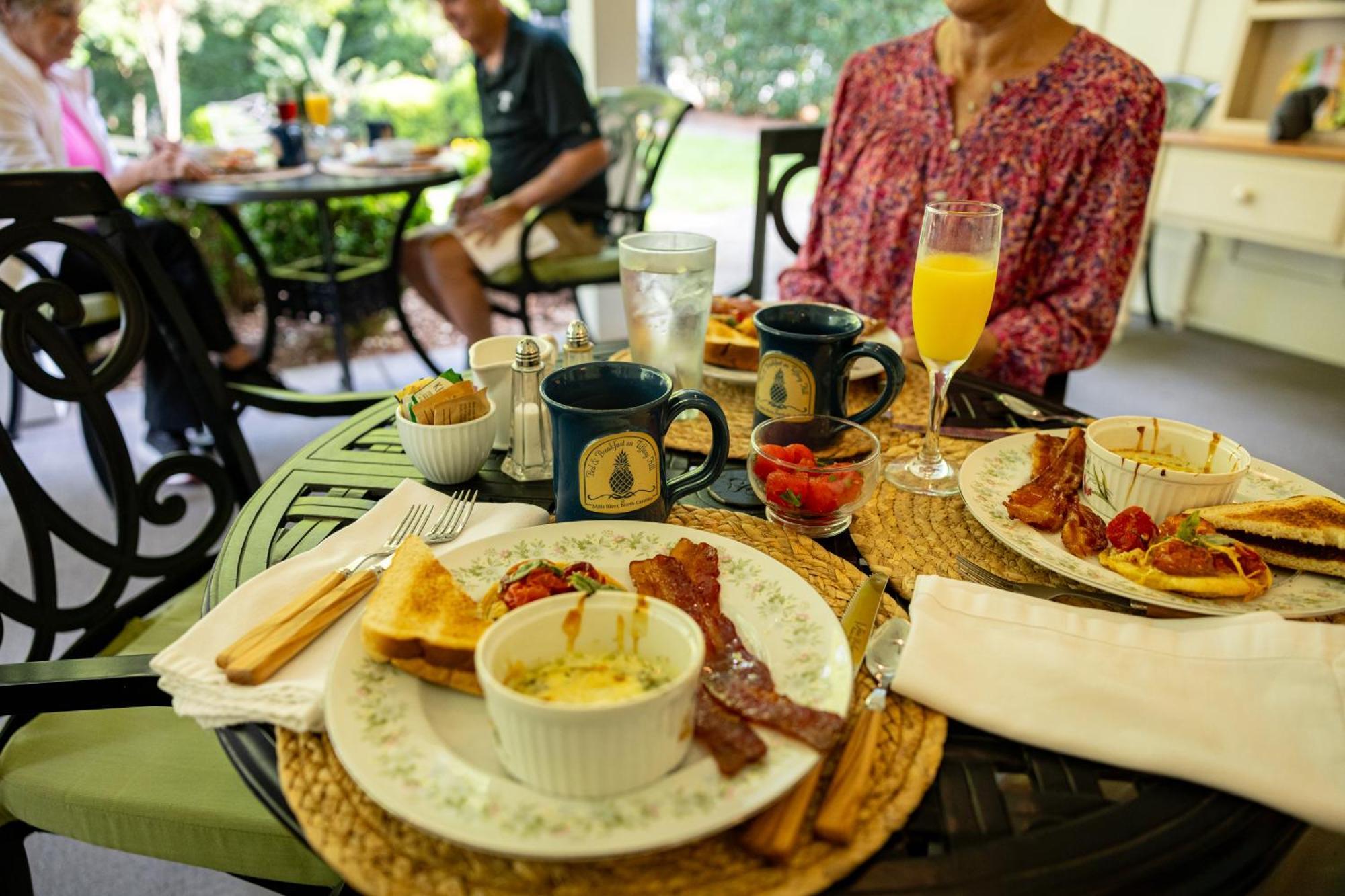 Bed & Breakfast On Tiffany Hill Mills River Экстерьер фото